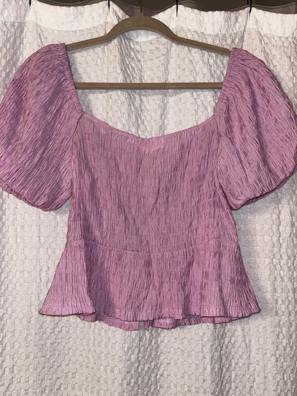 ASTR The Label - Lilac Puff-Sleeve Peplum Blouse - Medium NWOT - Picture 4 of 7